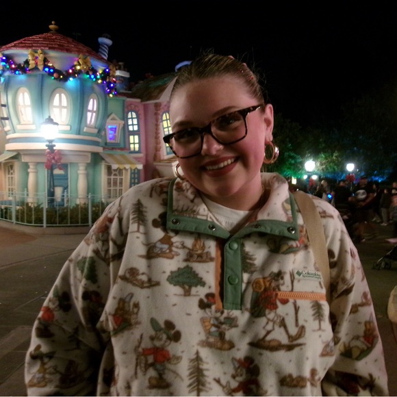 Meet your Posher, Leighton - Picture 6 of 7